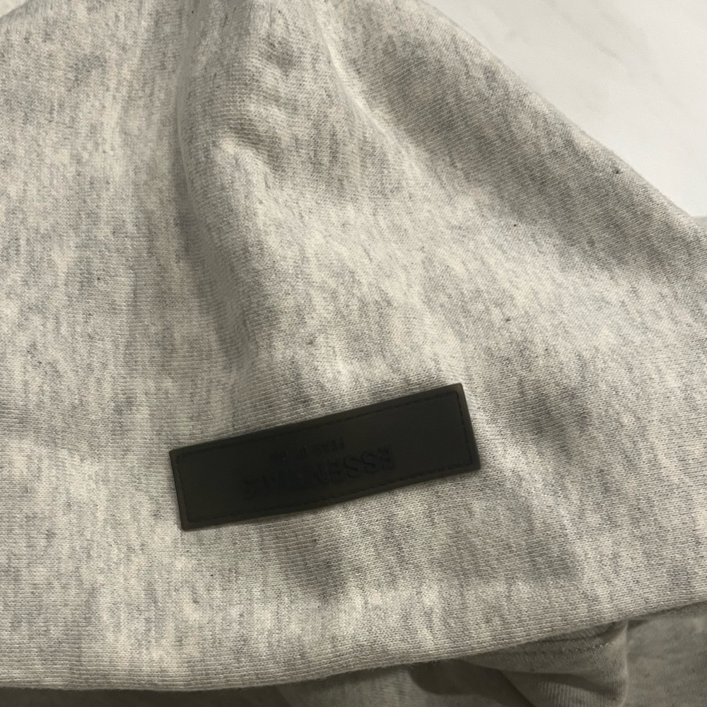 Fear of God Essentials Hoodies light heather gray M L - Picture 4 of 7
